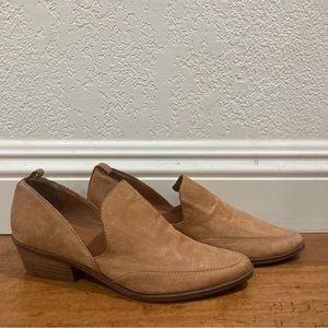 Lucky Brand Mahzan Flat